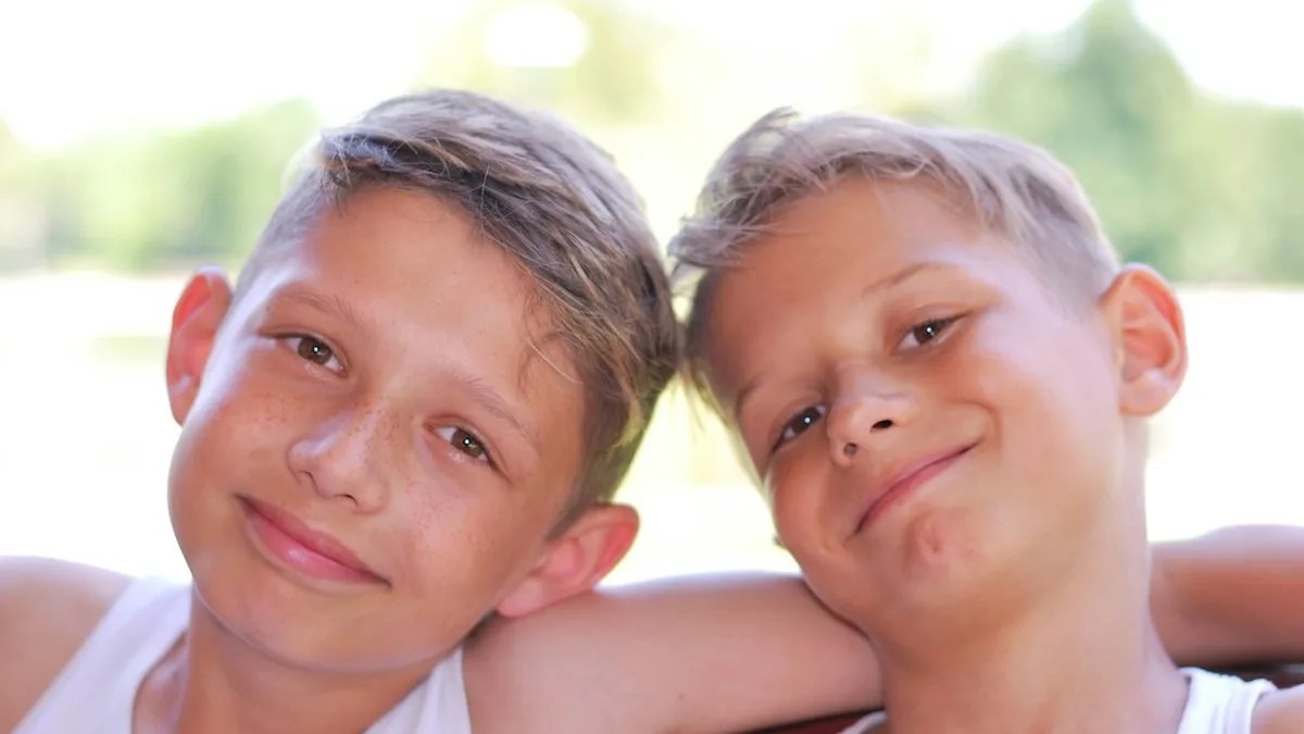 A quel age commence l'adolescence chez les garçons